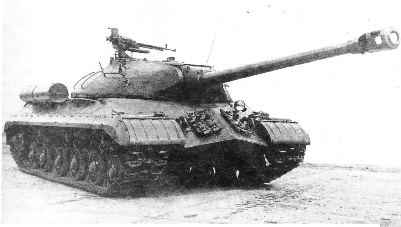 Спорный танк ИС-3 из Борзи установлен в парке ОДОРА в Чите -…